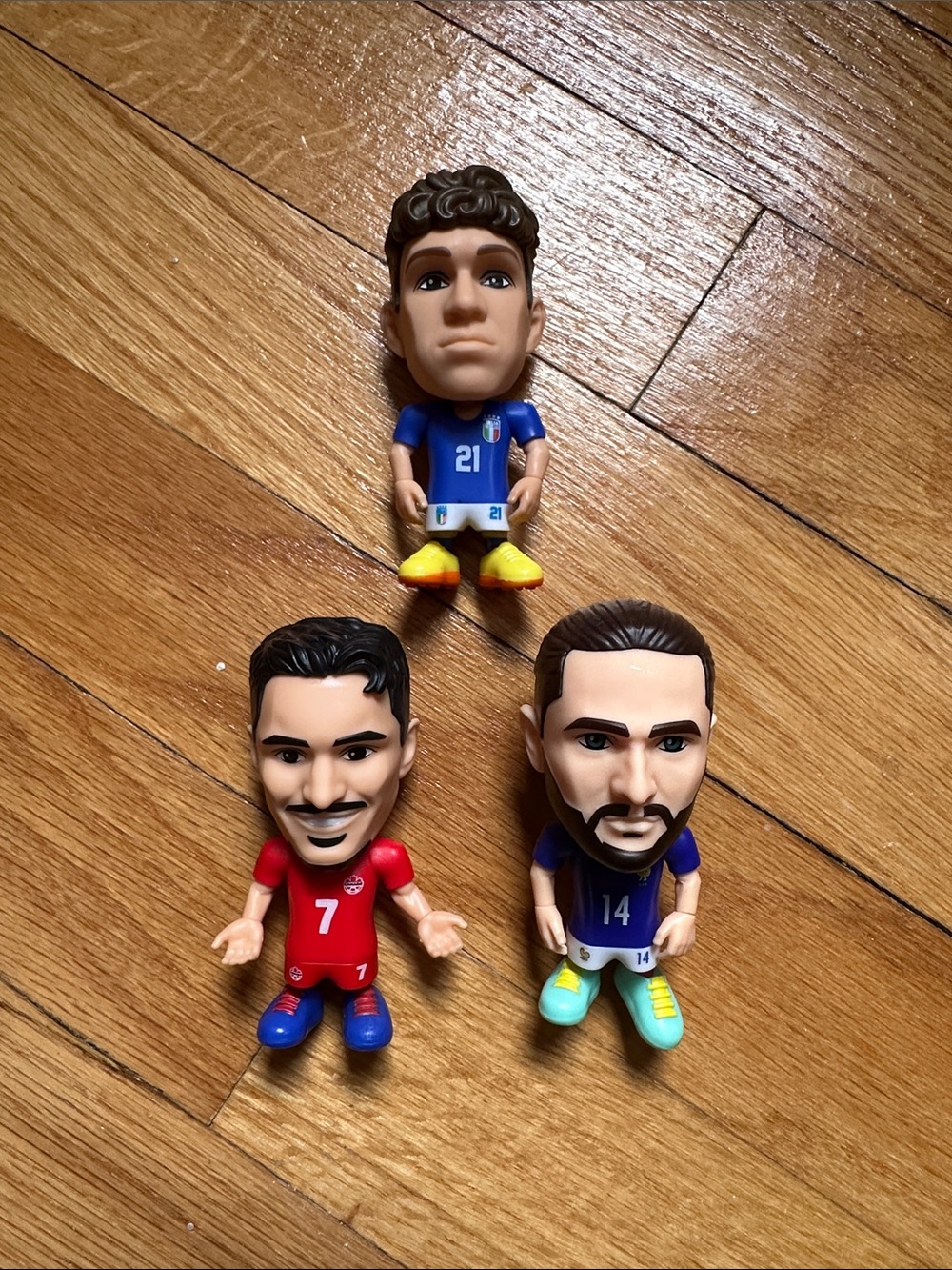 (3) Zuru Ballers Players